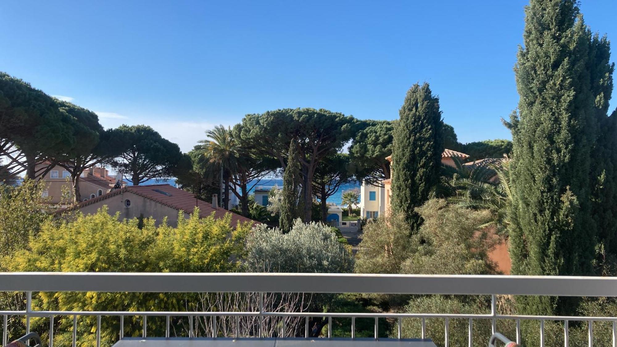 Mer & Relax - Parking - Wifi - Terrasse - Mer Saint-Cyr-sur-Mer Extérieur photo